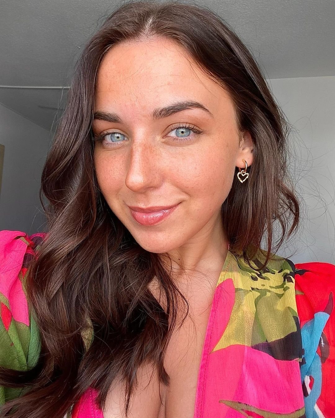 Tribute for a cute blue-eyed cum slut #EBHk6vNn