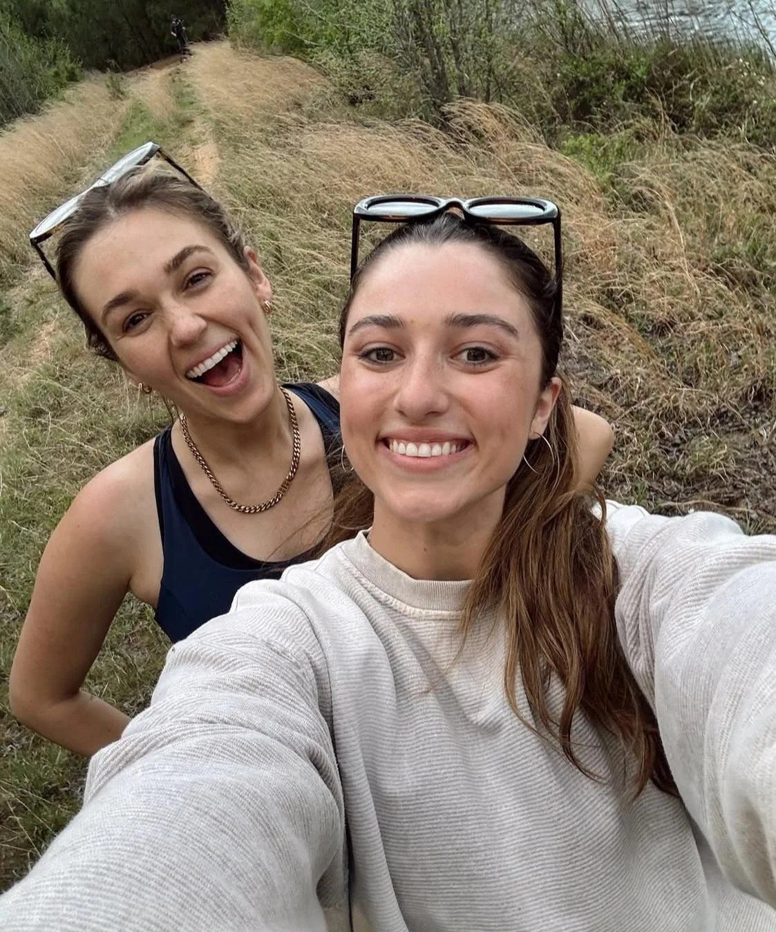 Christian slut Bella Robertson needs to be impregnated so she can become a milf or at least a facial #fJCkTtmw